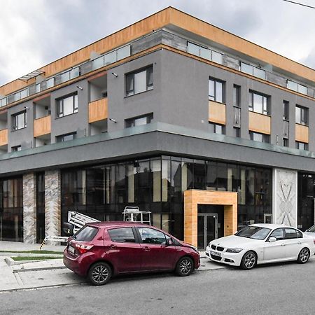 Modern Apartment In A Quiet Area Клуж-Напока Экстерьер фото