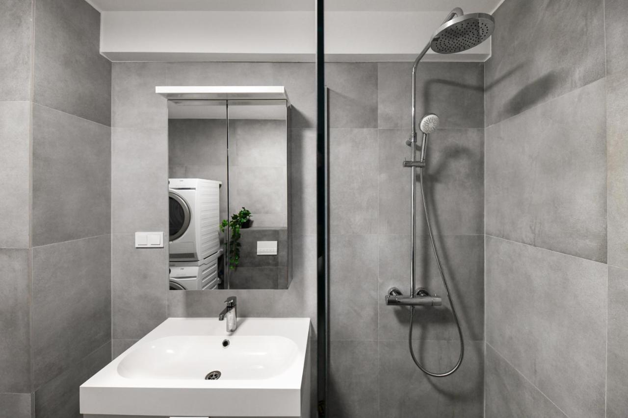 Modern Apartment In A Quiet Area Клуж-Напока Экстерьер фото