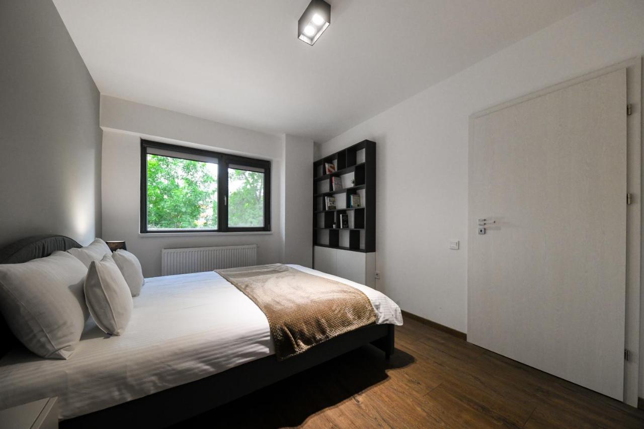 Modern Apartment In A Quiet Area Клуж-Напока Экстерьер фото